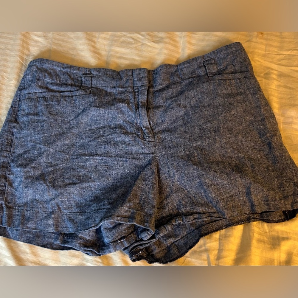 Loft outlet chambray shorts size 10